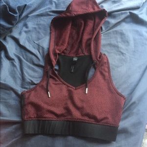 Sporty Crop Top 🖤